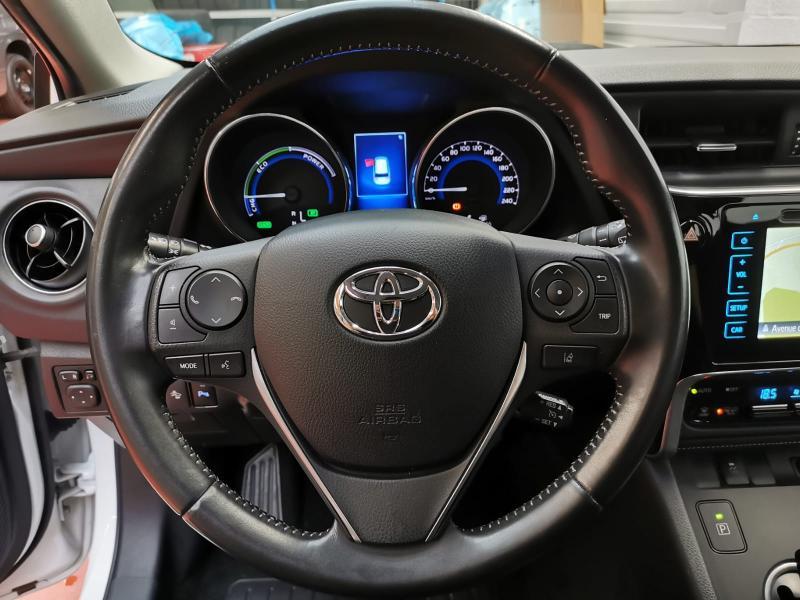 Toyota Auris 1.8 CVT HSD TC - photo 12