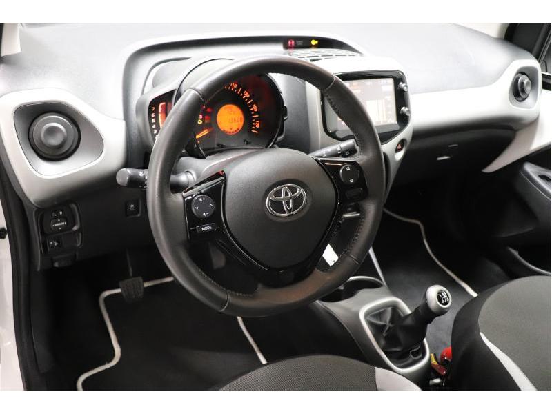 Toyota Aygo 1.0 VVT-i 5MT - photo 14